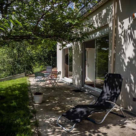 Ferienwohnung La Maison Sous Le Noyer Montessut Exterior foto